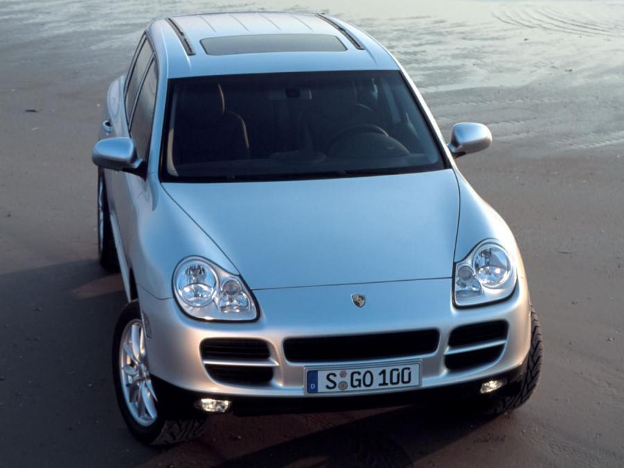  Porsche Cayenne S 2003 года  (фото 17 из 20)